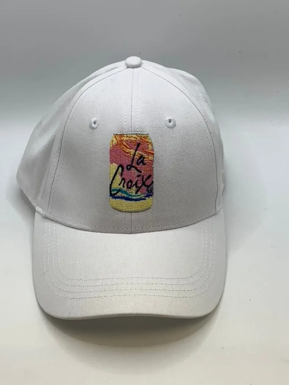 LA CROIX Men's White Embroidered Logo Baseball Cap SZ OS